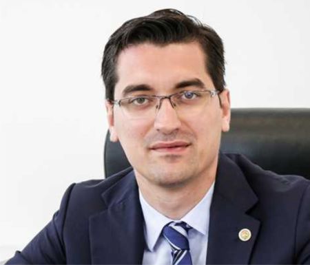 Cluburile bogate se izolează de restul lumii